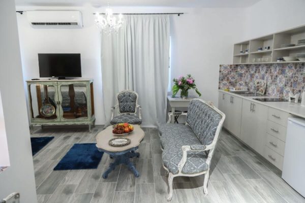 Operetta City Studios Larnaca, Photos (3)